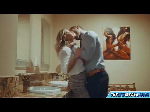 ❤️ Kiedy biuściasta blondynka uwodzi cię w publicznej toalecie Beautiful porn at porn pl.onetubes.top ☑